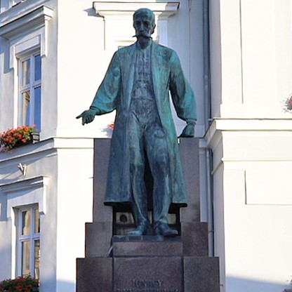 The monument of Ignacy Łukasiewicz by Jan Raszka at 3  Maja Square in Krosno.