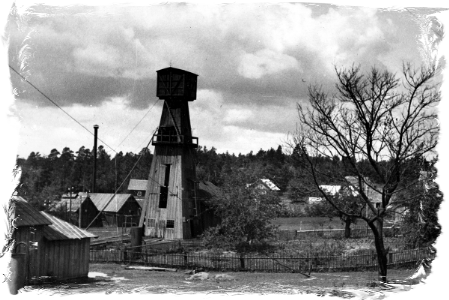 Crude oil mines in Potok, 1932.
