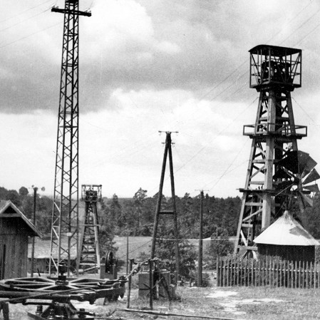 Crude oil mines in Potok, 1932. 2