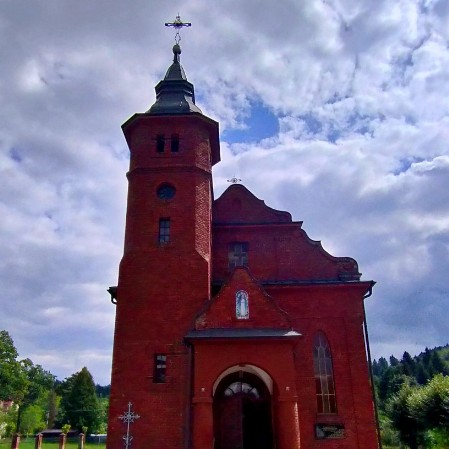 Ropienka. Church of St. Barbara - the patron of miners.