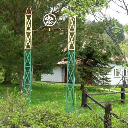 Ustrzycki Oil Trail, the area of ​​the mine in Ropienka.