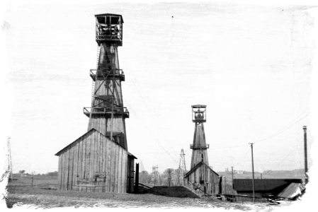 Szyby naftowe w Krościenku Niżnym, fotografia archiwalna.