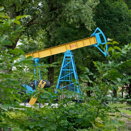 Копальня нафти у Бориславі.5